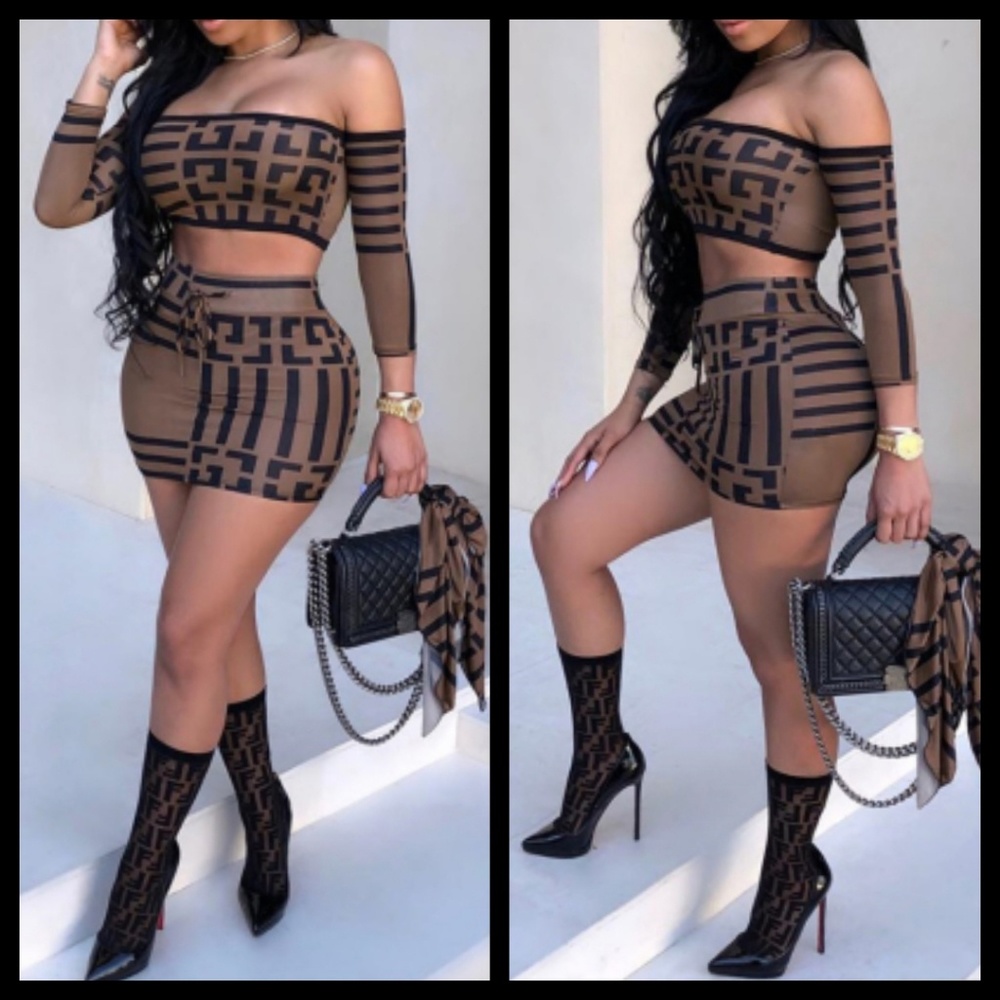 Dew Shoulder Printed 2-piece Skirt Set